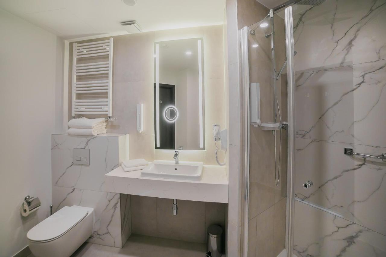 B&B Hotel Warsaw East Εξωτερικό φωτογραφία